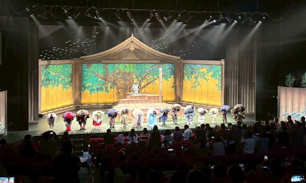 igakae's tweet photo. #新鶴姫伝説
沢山のお客様達に見守っていただき、4期千穐楽でございました。
今日という日を迎えられたこと、心から感謝を申し上げます。有難う御座いました。
お外は、
龍神が流してるかのような、
別れの涙、、、雨です。
でも、心はとっても晴れ晴れ

またお会いしましょう👋🐲 https://t.co/sVGCnJ8pbO