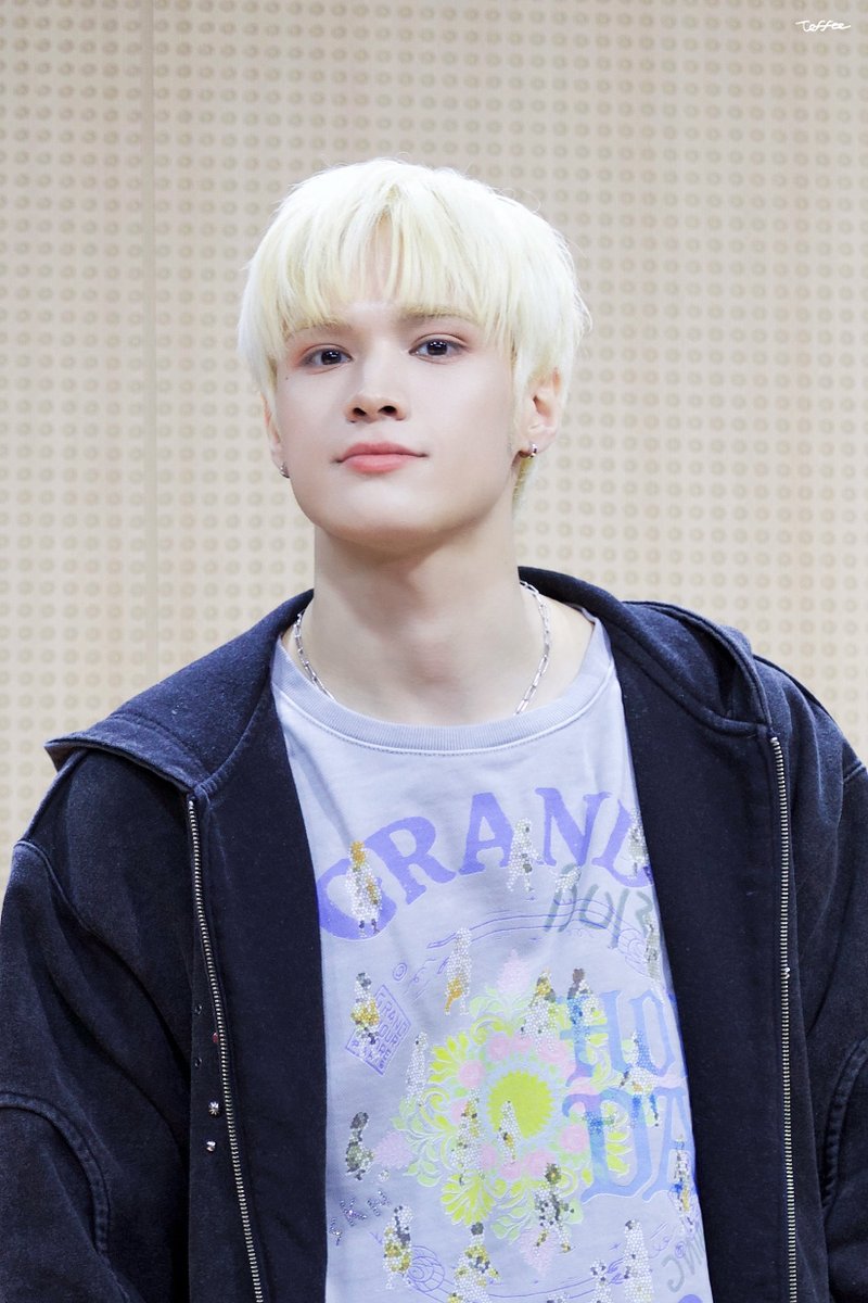 𝗧𝗼𝗳𝗳𝗲𝗲 tweet media