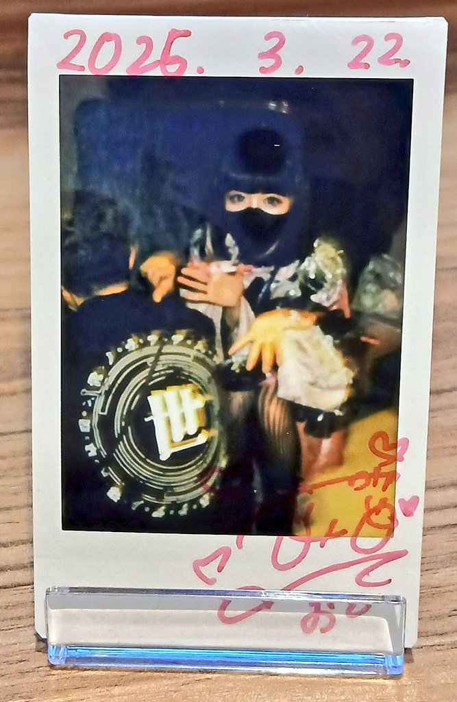 THE_IDOL_note's tweet photo. #東名阪侵攻記
#ザイオンスナイン
@ #JBridge
撮影シタ人形達
1⃣ #瑠璃まつり
前日撮れなかった分🙇
2️⃣ #櫻おと
ザイオンスナインTシャツ着て
3️⃣ #紫雲英キラ
ザイオンスナインTシャツ着て
今回来れなかったキラ推しの魂を背中に集めて https://t.co/6a9KT0xKPU
