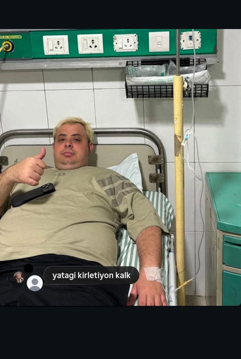 Mert20088's tweet photo. @Bulvarpress Reis bunu kastediyor heralde https://t.co/WjL7yC49Mq