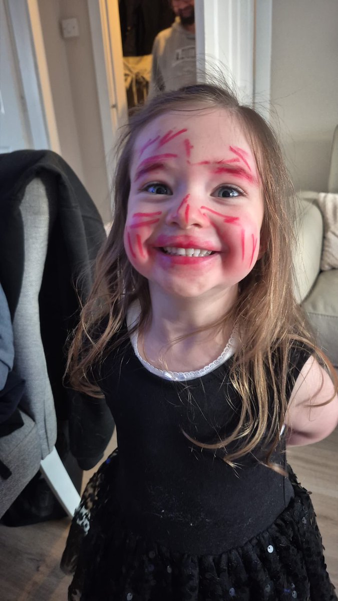 Alan Elwell tweet media