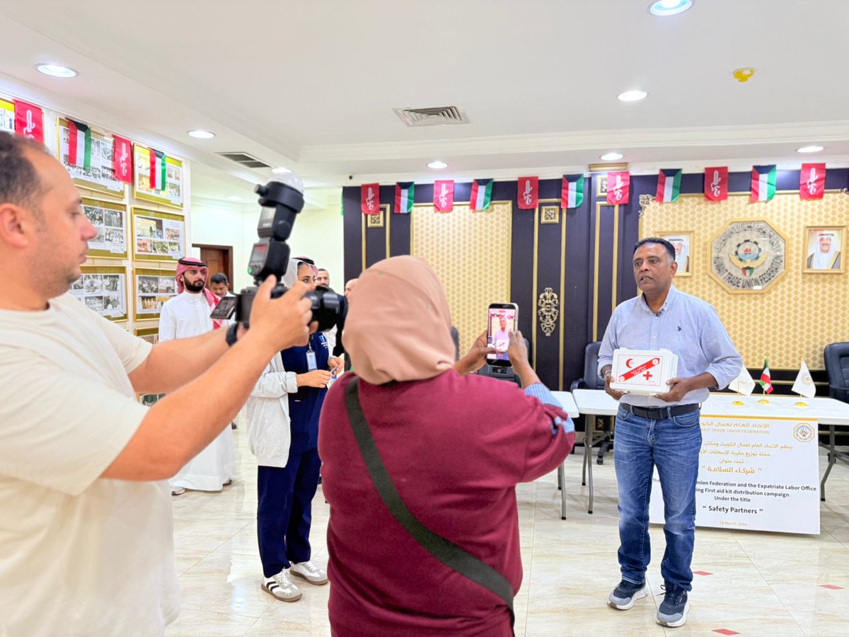 Hareesonline's tweet photo. @KTUF_KUWAIT  effort reached people from many nationalities, including the Sri Lankan community
As Sri Lankans living in Kuwait, we proudly consider this country our second home. We deeply appreciate and thank KTUF and all the organizers for this thoughtful and impactful event
🇱🇰 https://t.co/ZGoVjTghAc