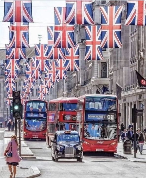 N Ecc 🏴🏴🏴 tweet media