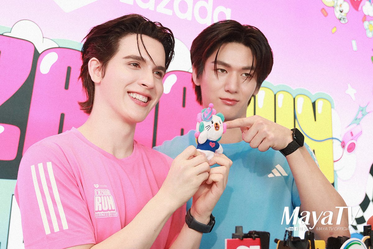 มอส #moslhong แบงค์  #isbanky ชวนฉลองวันเกิดลาซาด้า พร้อมลุยกิจกรรม 
‘Lazada Run Wellness Fest’ 

Interview📽🔗youtu.be/zAG7bf52Rkw?si…

พร้อมให้สัมภาษณ์จับคู่ปั้นร่างทอง พร้อมเสิร์ฟเซอร์ไพรส์ผลงานใหม่ เริ่มถ่ายฯ ปลายปีนี้.

Lazada Run Wellness Fest

#LZDRunWellnessFest #มอสแบงค์