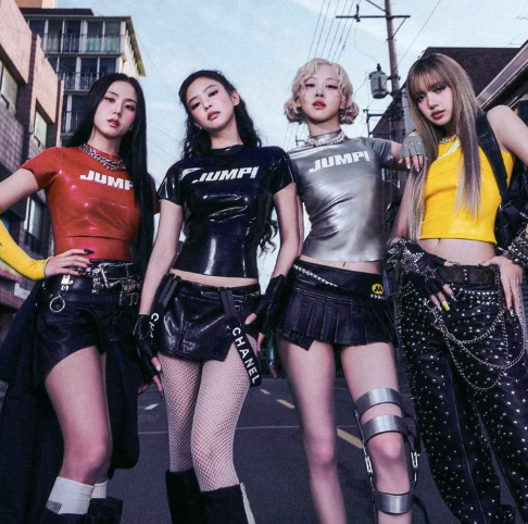 About Music tweet media