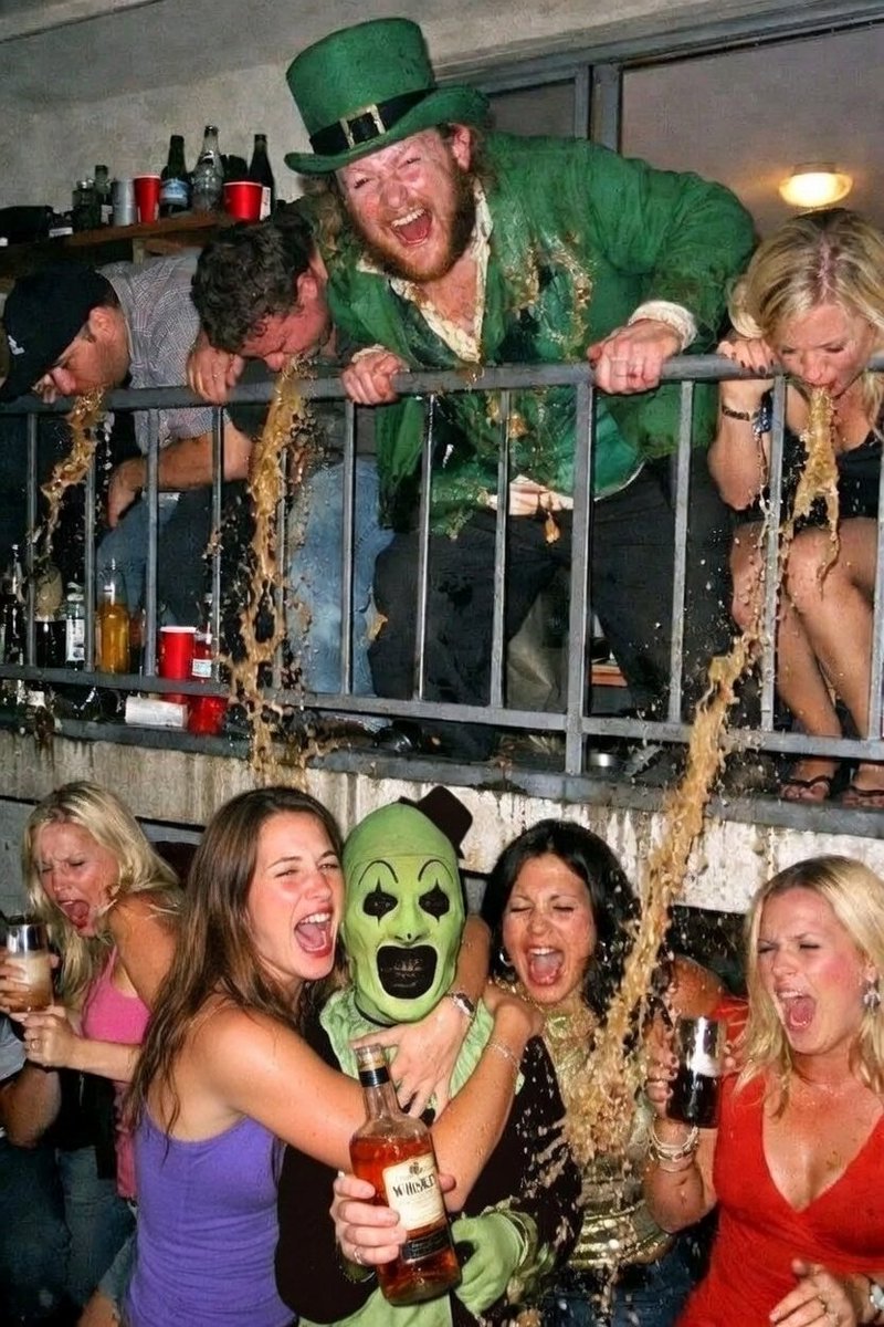 Art Azgo 🔞🤡🔪🇧🇳SOY ANORMAL tweet media