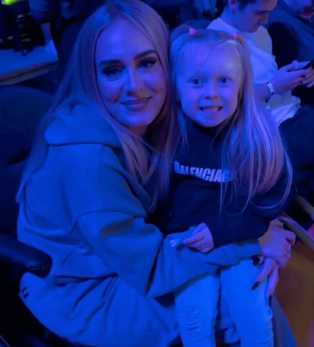 chiara 𐙚 tweet media