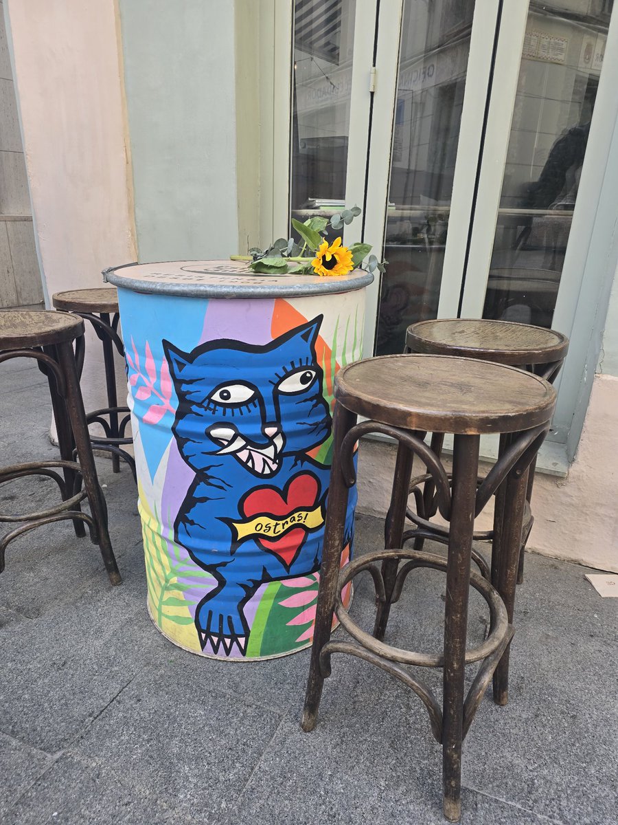 𝓛𝓲𝔃 (@lizmn_) on Twitter photo 