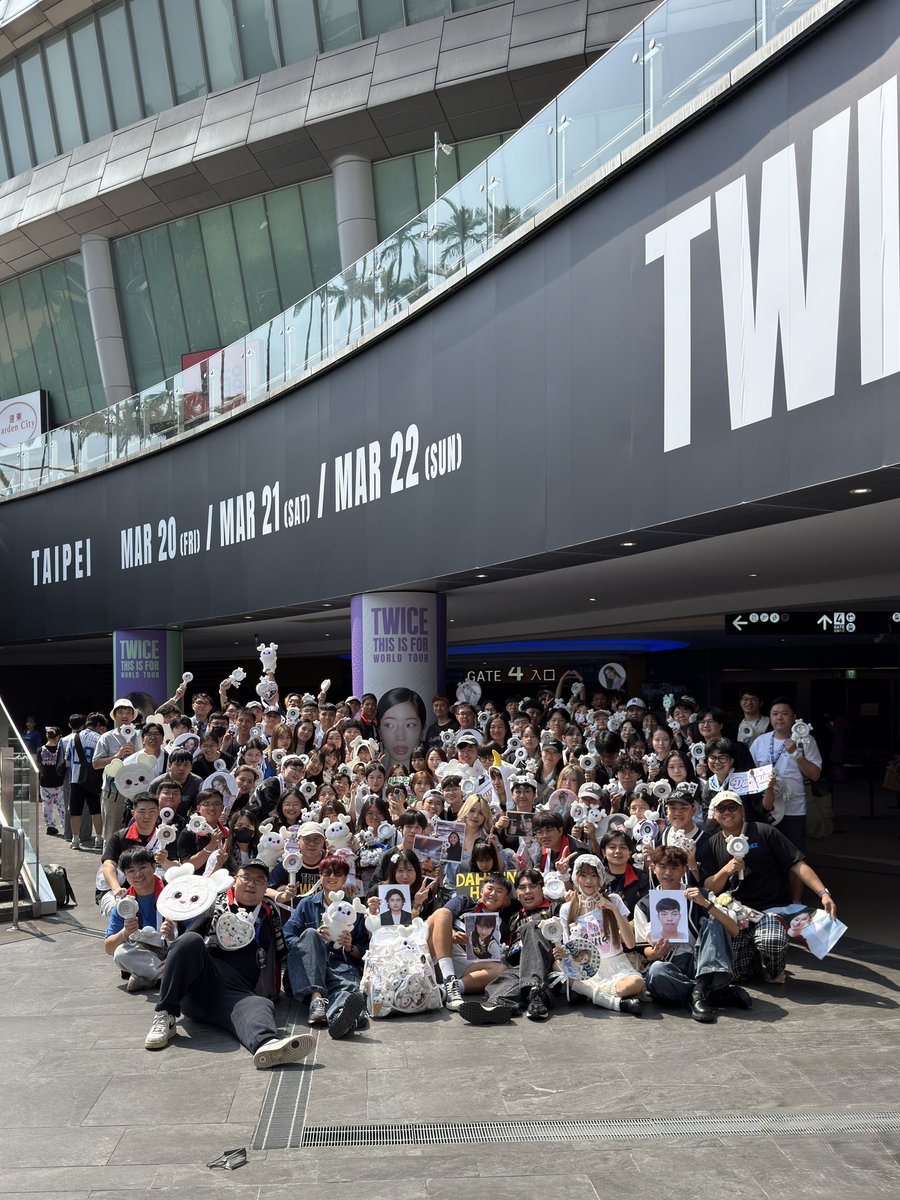 gel ˎˊ˗ 🍓🏰🥑 tweet media