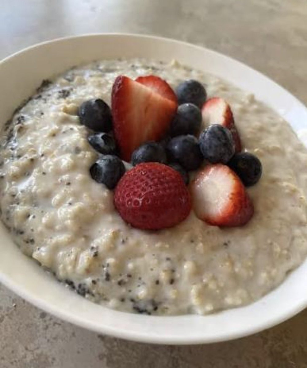 oatkitty 🖤 bmi 17.6 tweet media