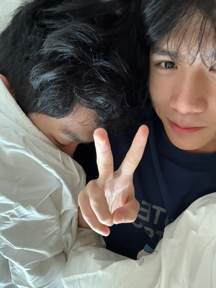 超级小閃 tweet media