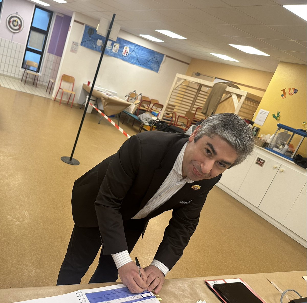 saradjian's tweet photo. À voté ! 🗳️
#election #municipales2026 @VilleCourbevoie https://t.co/ETpgMF9Twd