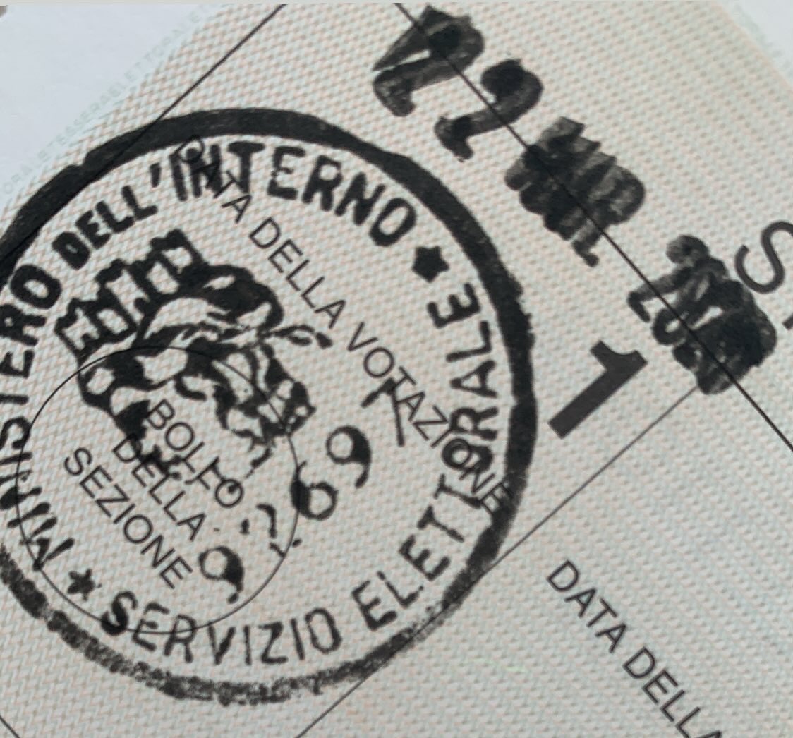 NOn siate pigri.
NOn facciamoci prendere in giro.

NOn vedi se ti muovi.

#referendum