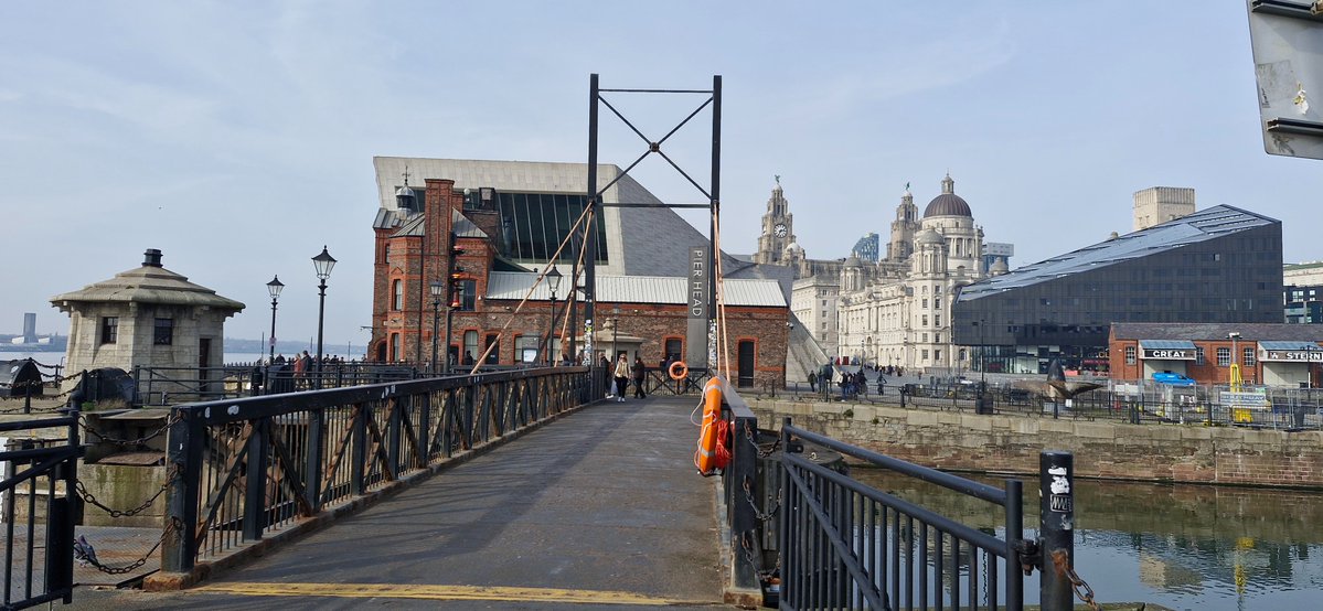 Gerry Hassan tweet media