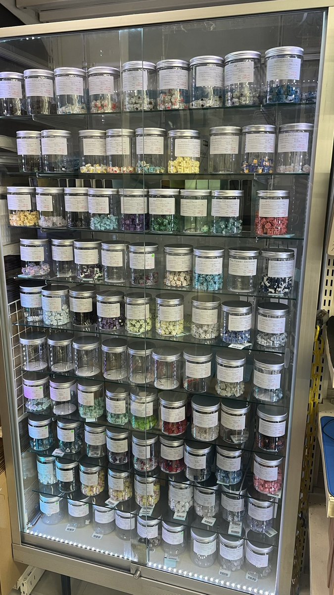 PCワンズ tweet media