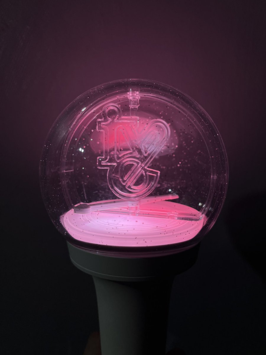 denji is seeing IVE tweet media