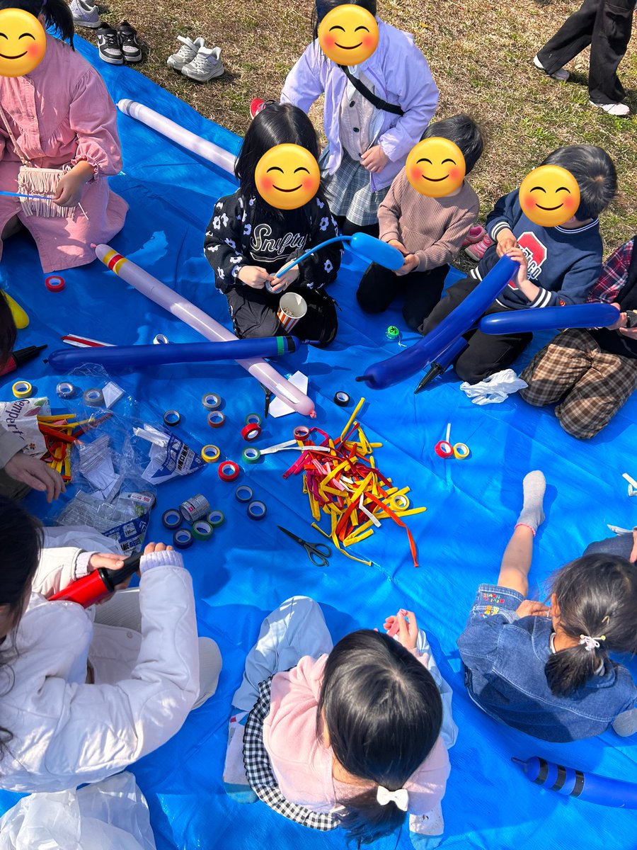 PiccoloKosodate's tweet photo. 三連休の最終日、樹林のおまつりでした。たくさんの地域ボランティアの力で実現しているおまつり。初めて前日準備に参加して、当たり前じゃない。ありがたい。と思いました。さつまいもを300本以上ふかして、当日焼き上げる焼きいも。最高に美味しかった！(o^^o)
当日は子ども遊び担当で、大盛況！ https://t.co/4wjazNRCkN