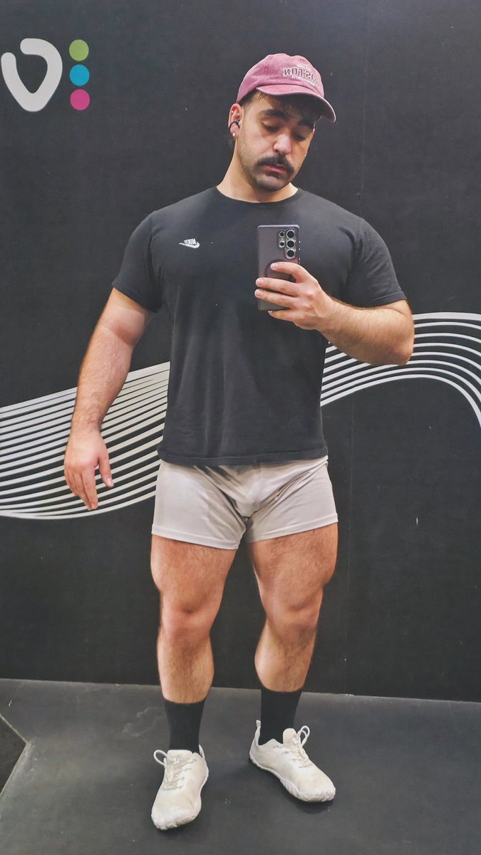 magaggie. tweet media