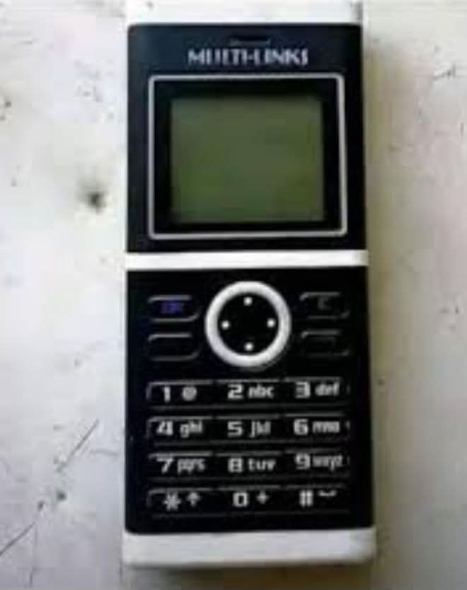 olonite_s's tweet photo. If you used this phone 🤳 
your children is how many??
me:🫣🫣🫣
#LET_ENHYPEN_CREATE #tadc #telavivyanıyor #CádizMálaga #MilanoSanremo #wysokienapięcie #96AñosFACH #ismaiları #CádizMálaga #gazeteciliksuçdeğildir https://t.co/LQqJApTozb