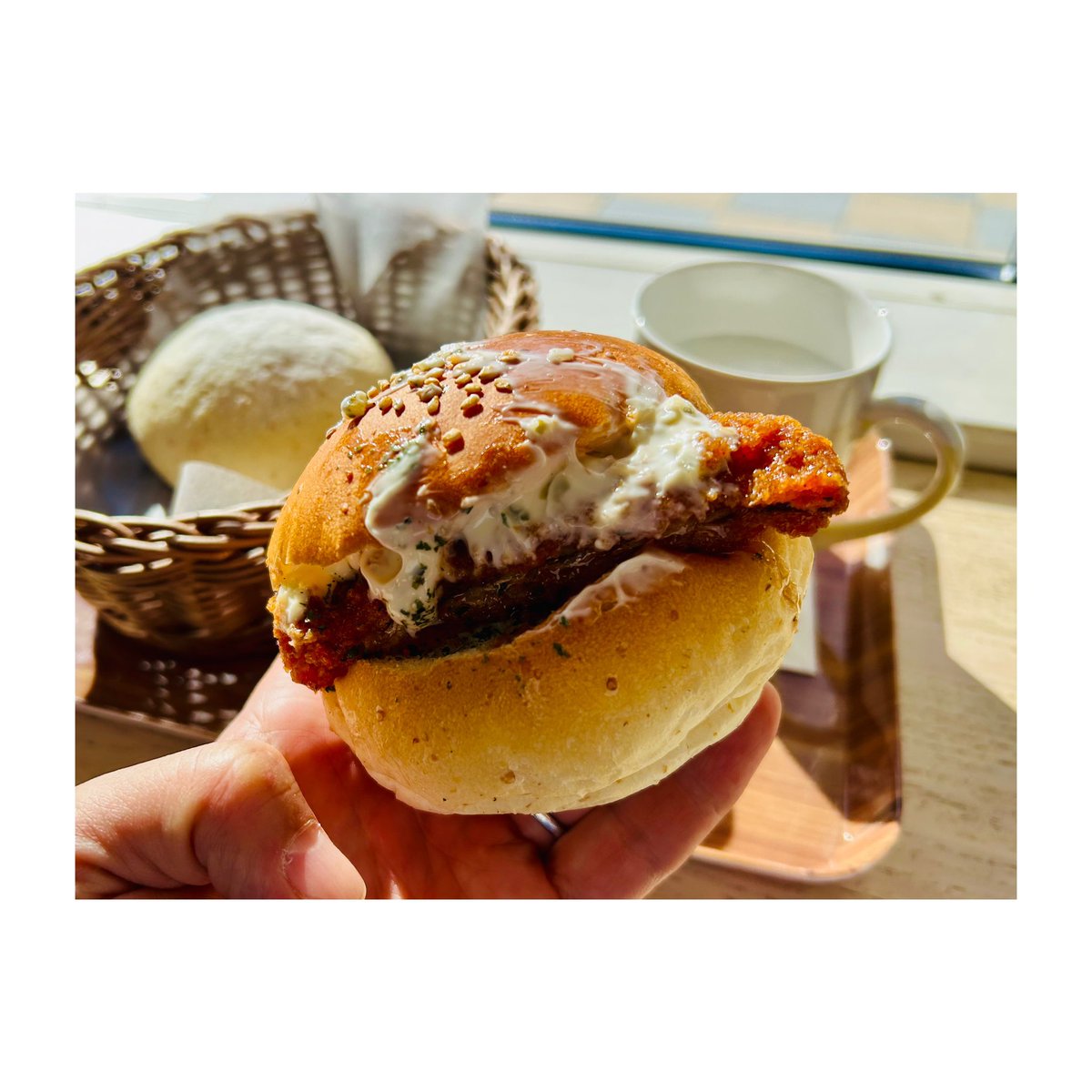千葉県木更津市への緊急配送のあとにホッとひと息つかせてくれたパン屋さんのはなし。

＊ ＊ ＊

ブログ更新しました。
happinesscargo.com/blog/