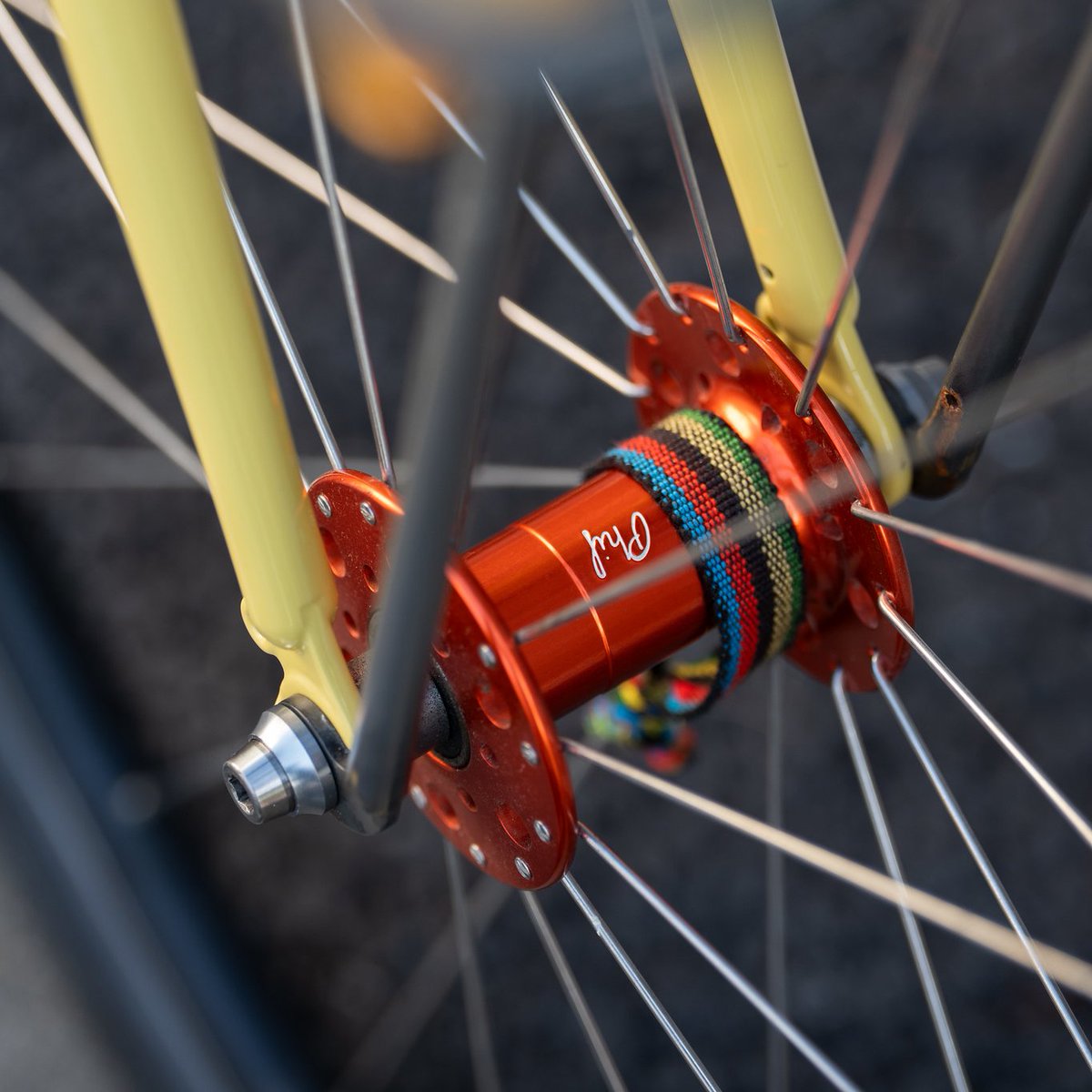 BLUE LUG tweet media