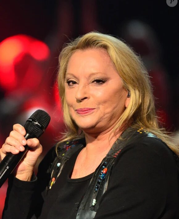 hennissement tweet media