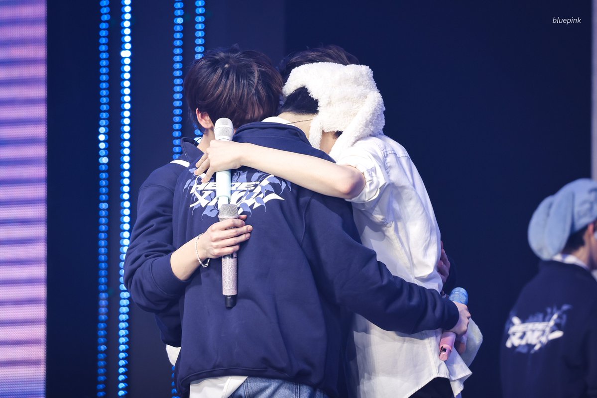 𝗕𝗹𝘂𝗲𝗣𝗶𝗻𝗸 tweet media