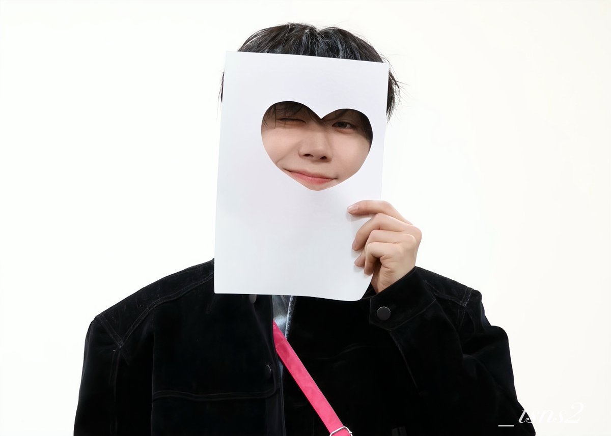 𝐜𝐡𝐚𝐭𝐨𝐧𝐚𝐢𝐦𝐞𝐞 tweet media