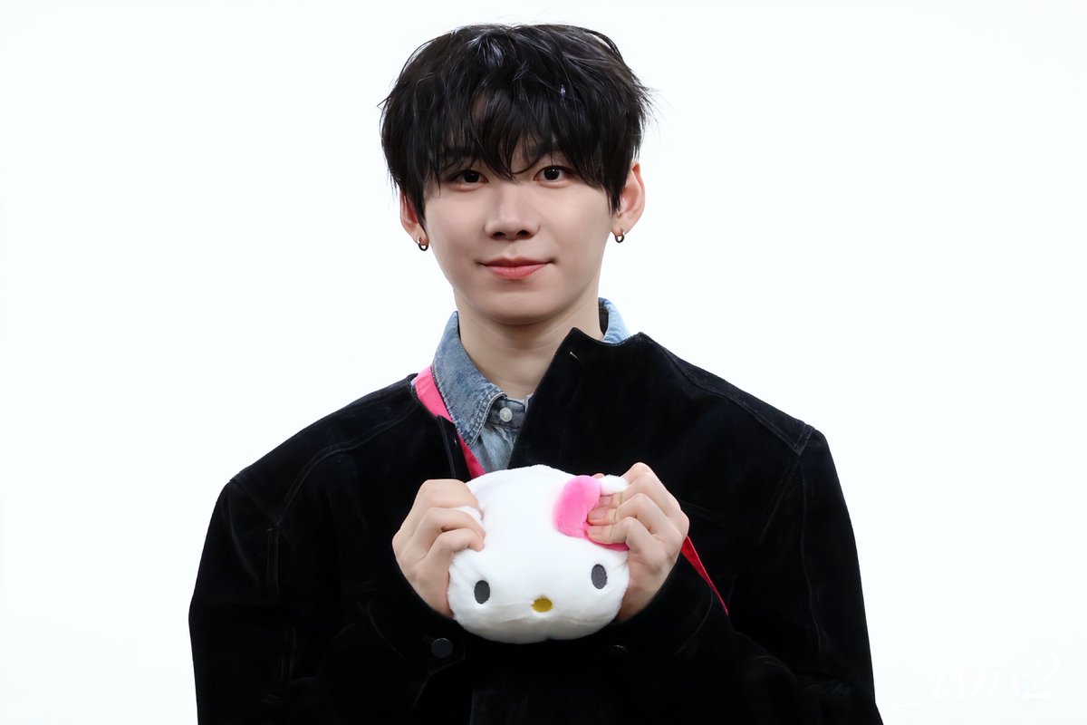 𝐜𝐡𝐚𝐭𝐨𝐧𝐚𝐢𝐦𝐞𝐞 tweet media