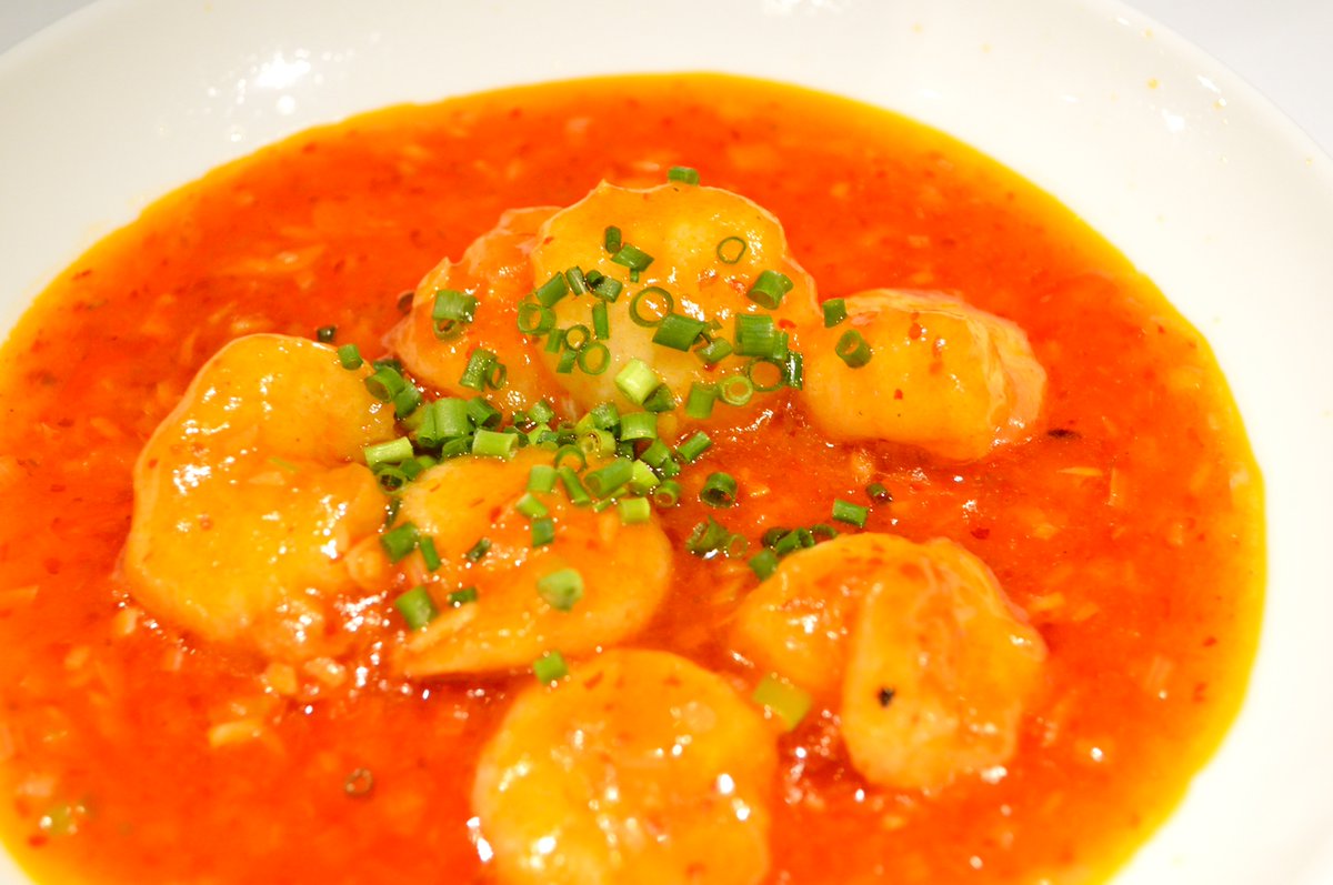 ランチ定食を食べるなら餃子バースーへ！DININGBARSUU

diningbar-suu.com/blog/20260322-… #町田駅ランチ #町田定食 #町田中華 #町田コーヒー #町田喫煙可能店 #町田エビマヨ #町田エビチリ