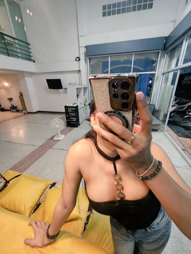 sd62952's tweet photo. #โคราช #สาวสองโคราช #fwbโคราช เหงาๆ เซฟวัน ชลประทานทัก 🥰 ห้องว่างมาดิ https://t.co/8P9T2G1UAq