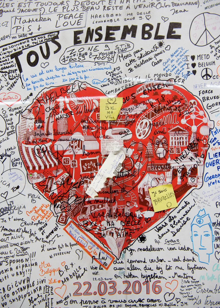 Emmanuel Macron tweet media