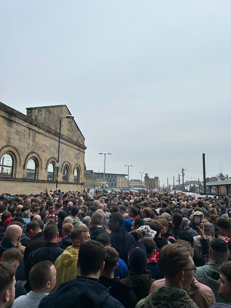 Football Away Days tweet media