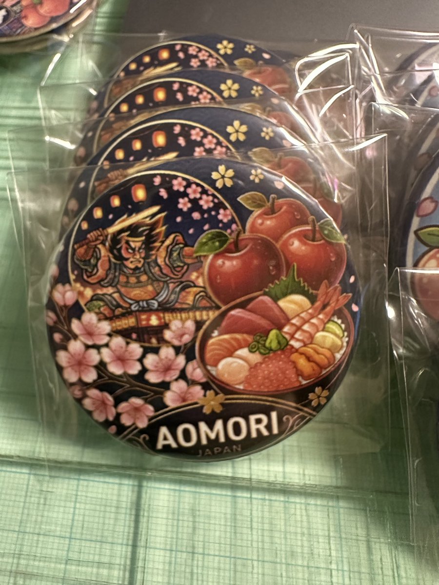 aoindigoP's tweet photo. いよいよ春🌸
青森にもお客様が増える季節になってきたので、ご当地缶バッジを作ってみました✨

需要あるかな🤔

今年も皆様に喜んでもらえるモノづくりに精進してまいります💪 https://t.co/XUJQaWcEEZ