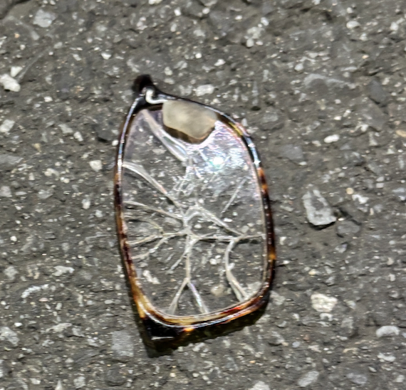 くられ tweet media