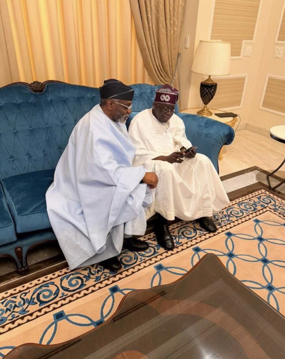 YL_IN_LAGOS tweet media