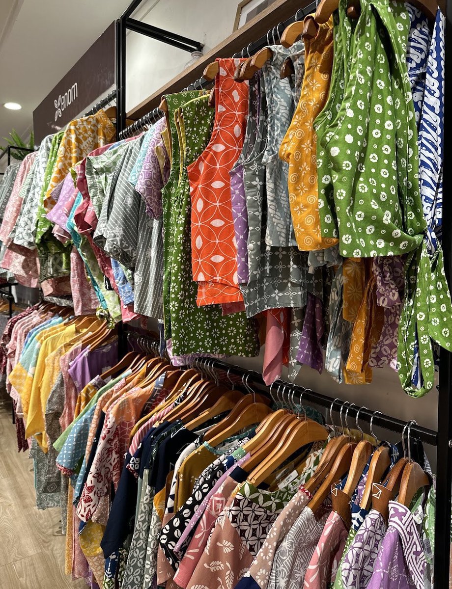 Adelia🌻 tweet media