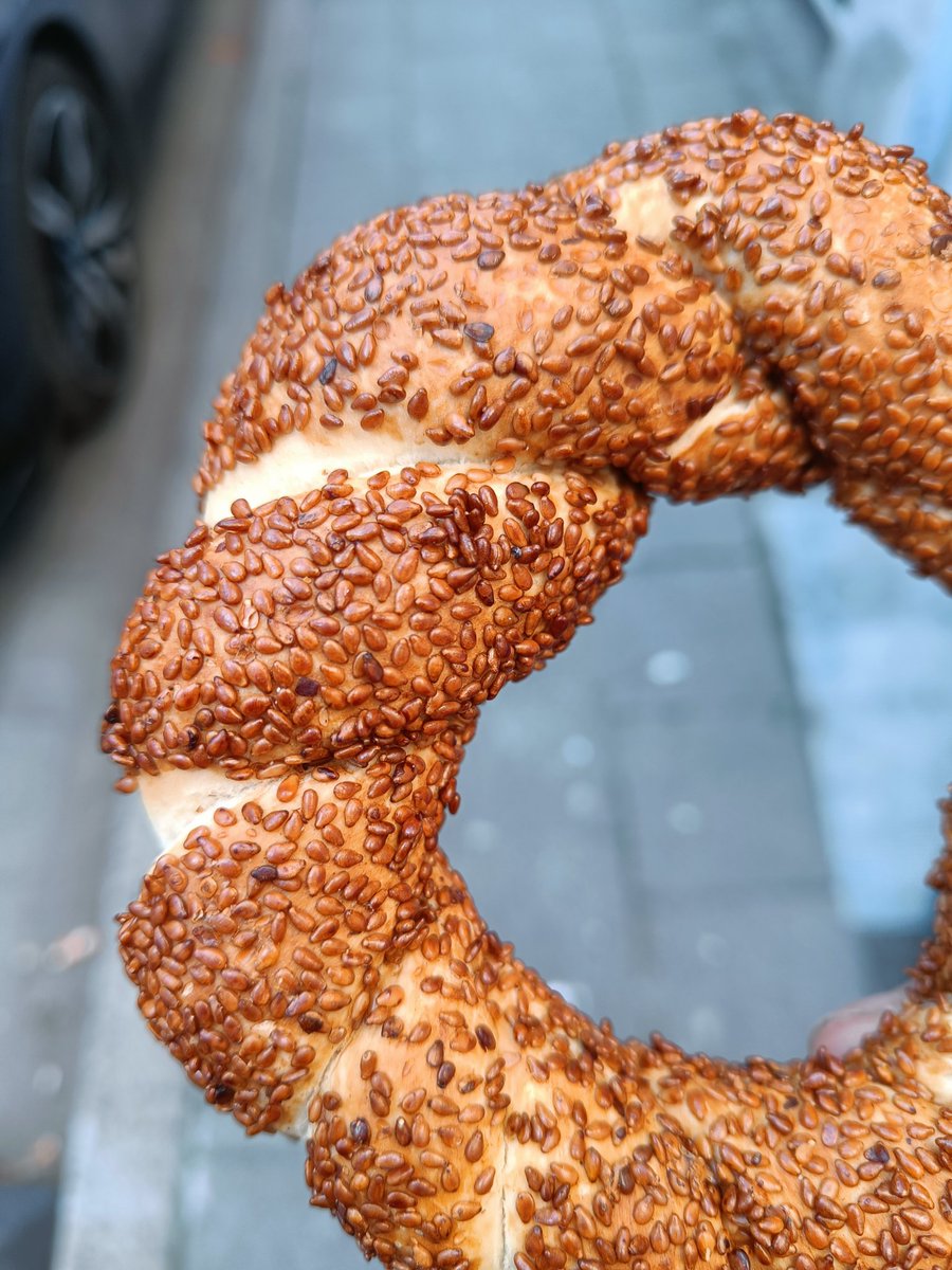 ᴡᴀꜰꜰʟᴇ™ tweet media