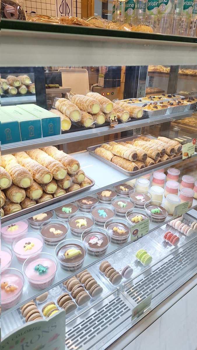 َ𝓡َ tweet media