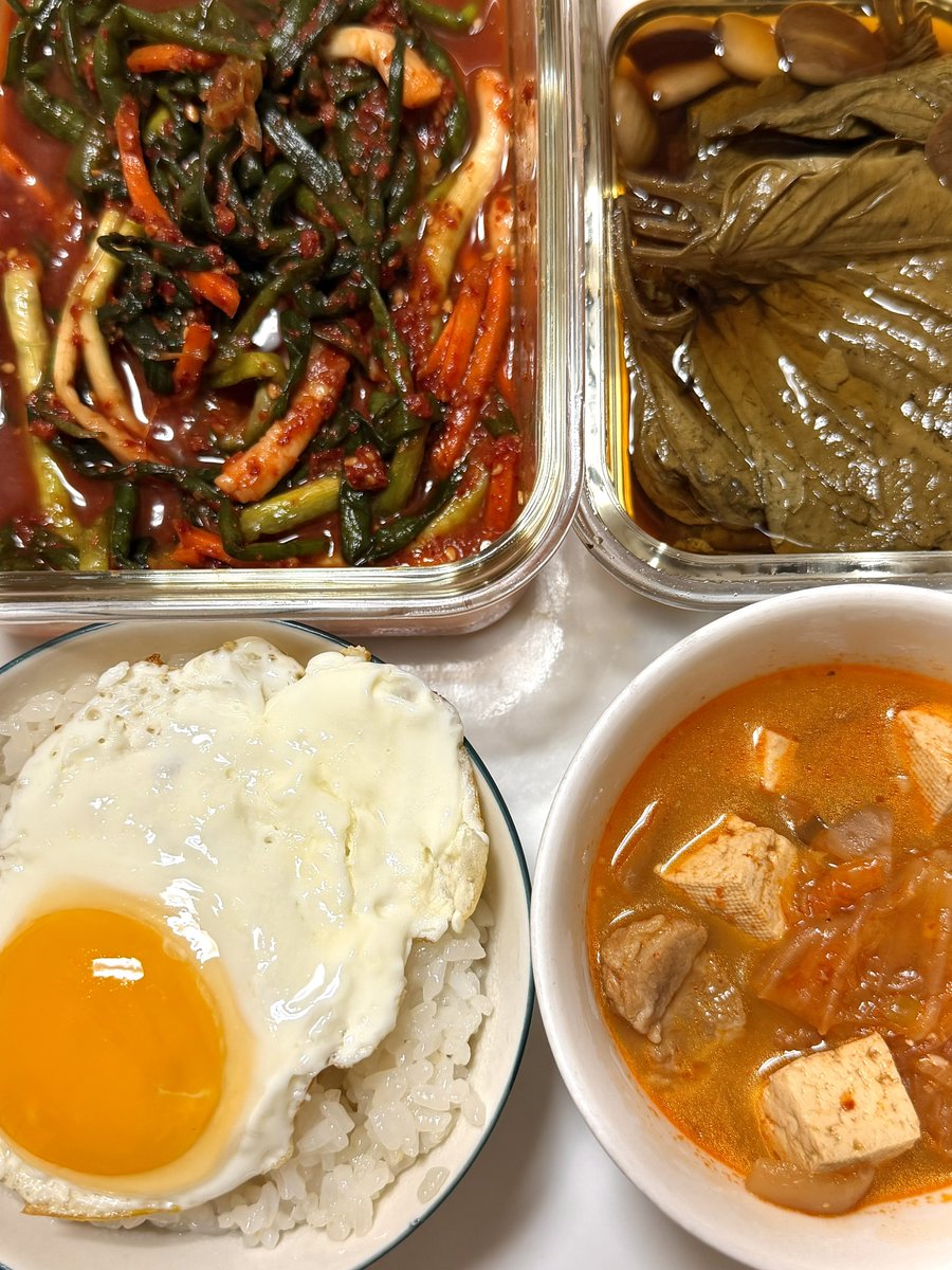 침고임 tweet media