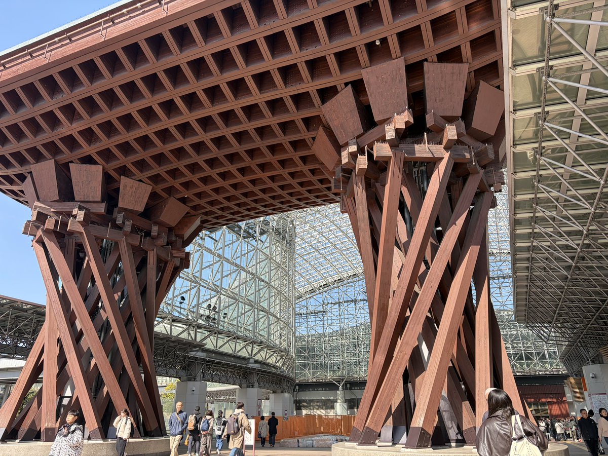 gabe_era's tweet photo. 父が定年退職したのでその記念に家族で北陸旅行したよ〜
たまにはこういうのもいいよね〜
 #ムニラジ写真 https://t.co/sgmdCsBeSy