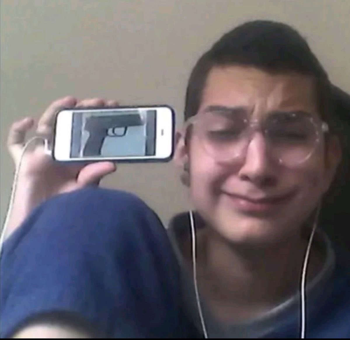 ตอนพี่ฮีซึงพูดว่า ผมกำลังจะปล่อยอัลบั้มเร็ว ๆ นี้ ผมอยู่ท่านี้