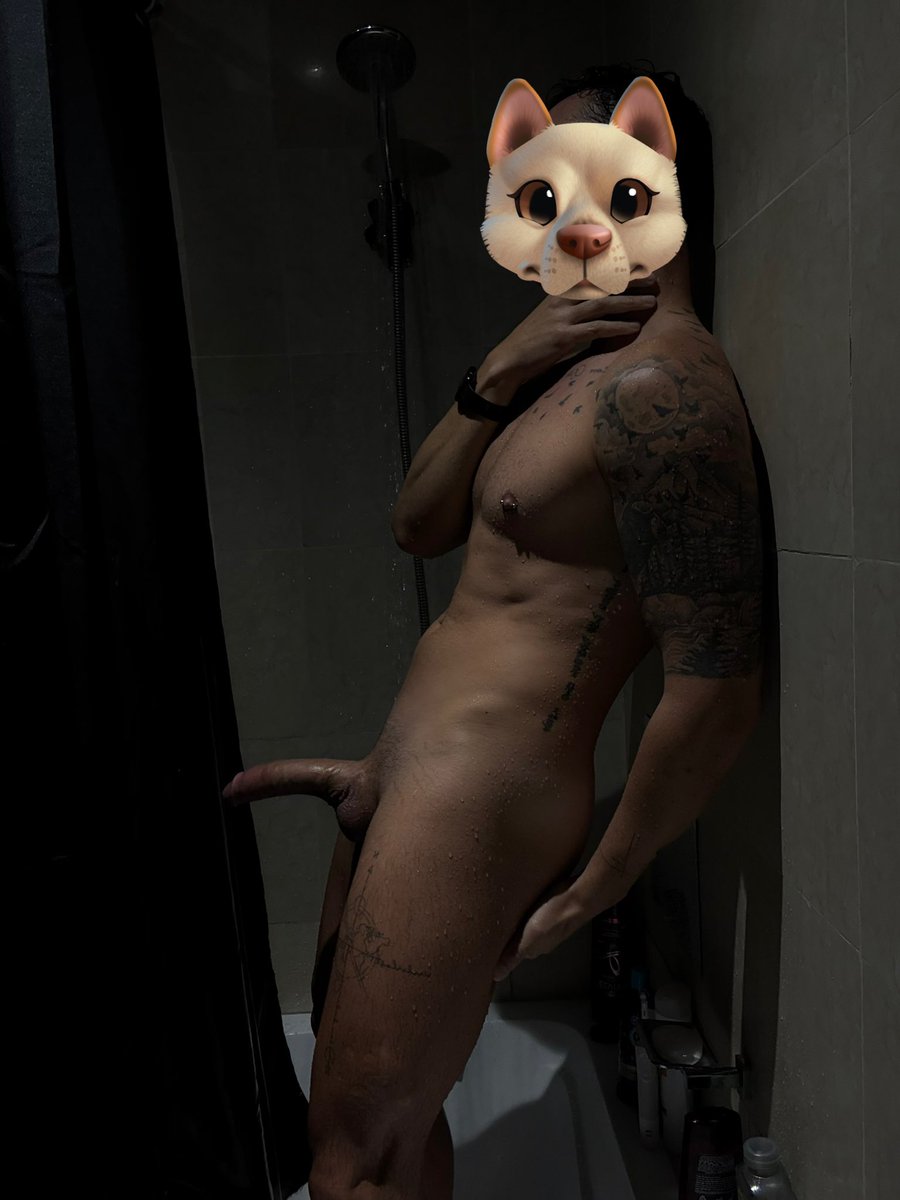 Skyler_grey tweet media
