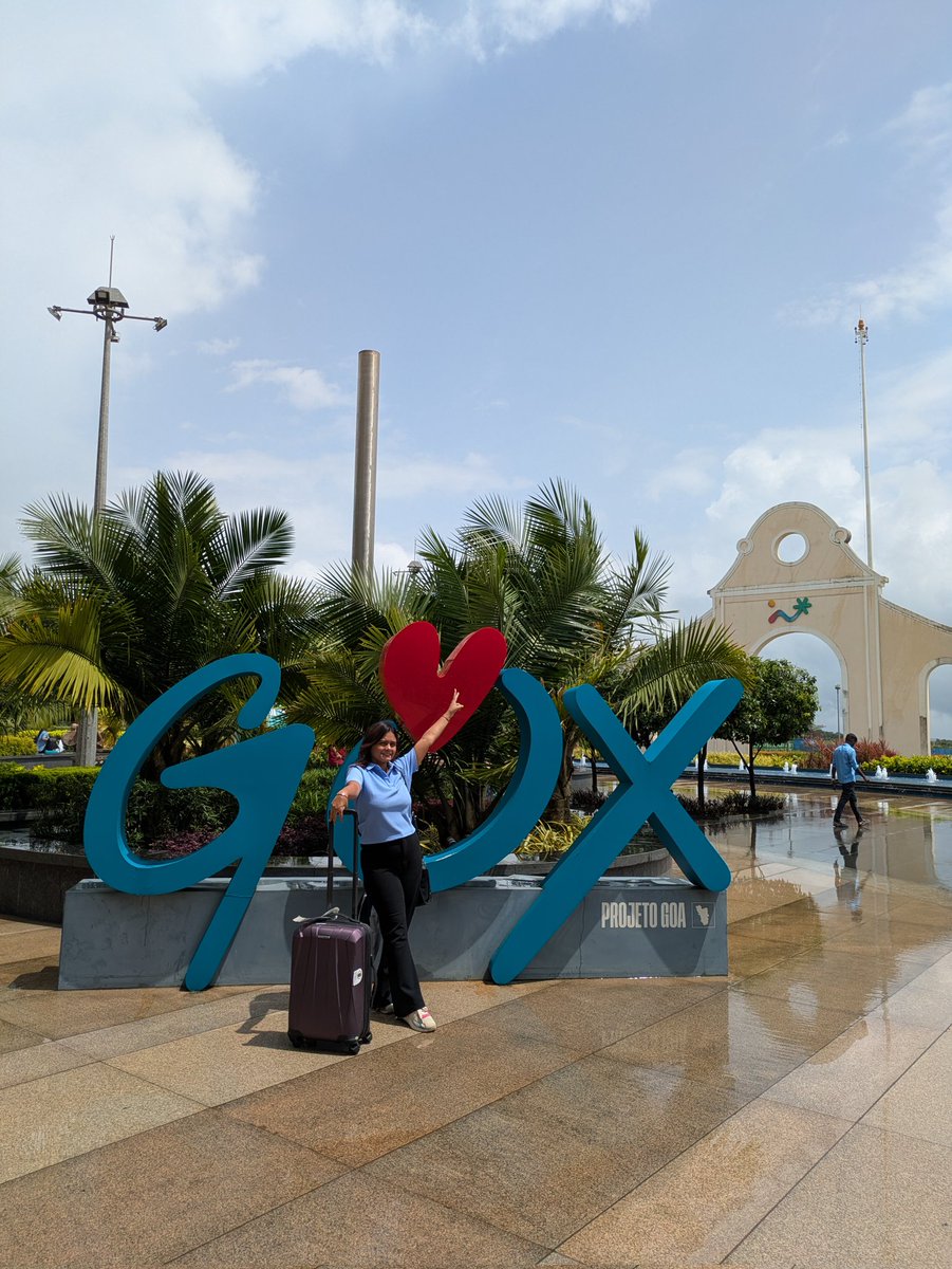 mishra_vibe_'s tweet photo. Everyone talking about global tension…
I just landed in Goa. 🌴✈️
Maybe peace starts with a change of location. 👀 #Travel #TravelDiaries #goa #MainCharacterEnergy #GlobalTension #PeaceOverPolitics #TrendingNow #POV https://t.co/EqWNiTW0Jq