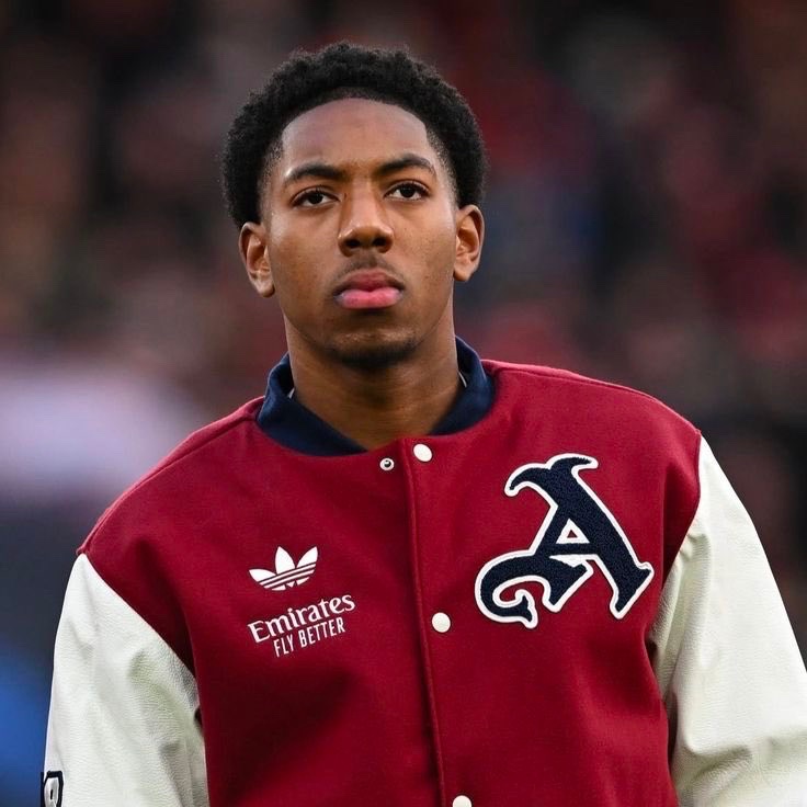 Stretford End tweet media