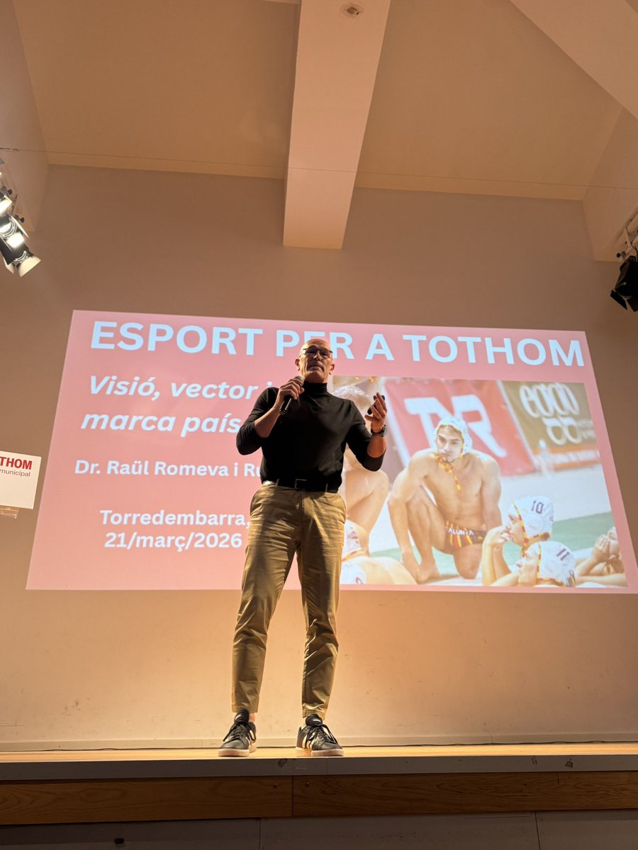 Carlos R. Escuredo tweet media