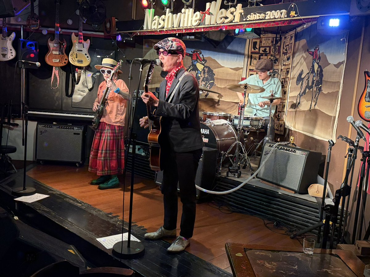 テン(GIRLS GO-YLEとThe Prefab Hearts) tweet media