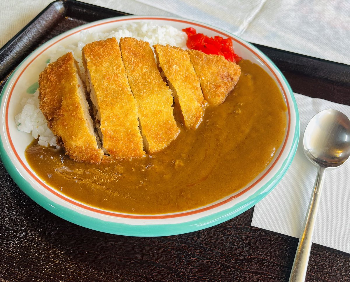 ✨新メニュー✨

レストランから新メニュー登場です☆
食べに来てネ😁

ビーフカツカレー　　¥1200