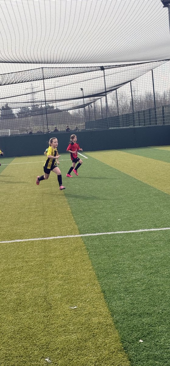 JodesAshton23's tweet photo. When Daddy becomes coach 🥰

Immy was unbelievable today. So fast &amp; so strong 💪🏼

She gets it from me, obviously ✌🏼

@samashton86 ♥️ https://t.co/Vncm3tcp9M