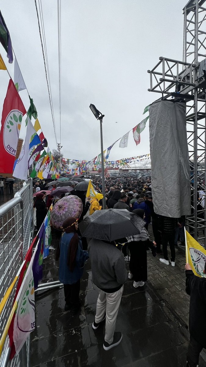 Newroz Piroz Be ☀️
Tetwan - Tatvan
#NewrozPîrozBe
